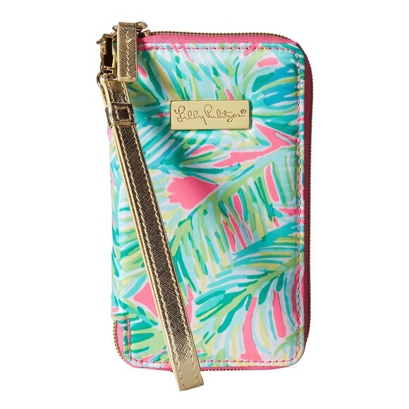Lilly Pulitzer Handbags - Lilly Pulitzer Tiki Palm Wristlet/Wallet